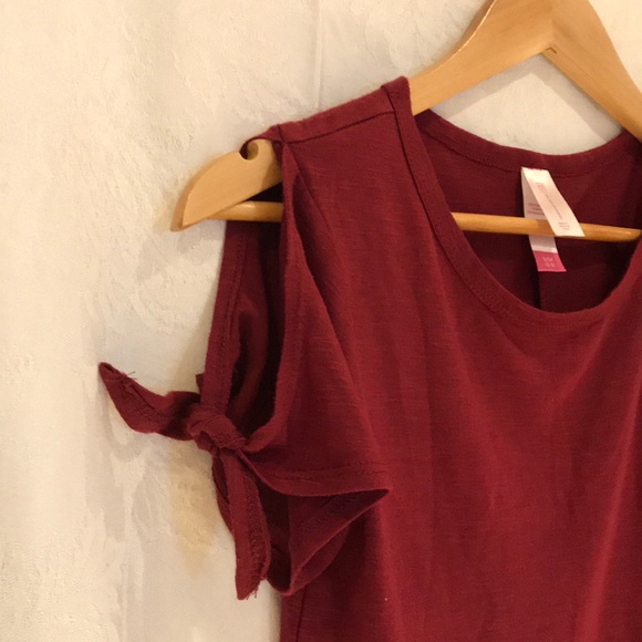 Summer Top - Picture 2 of 4